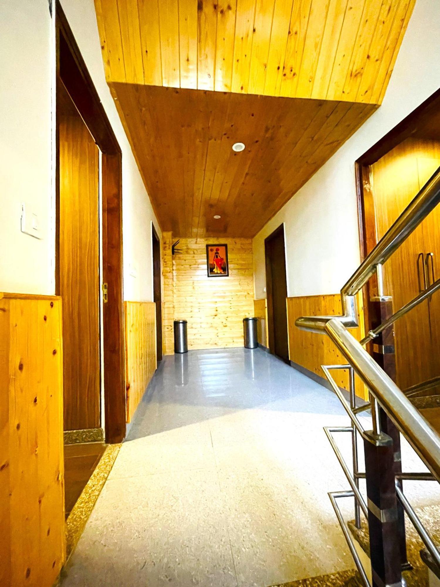 Simsa Heights Manali Manāli Exterior foto