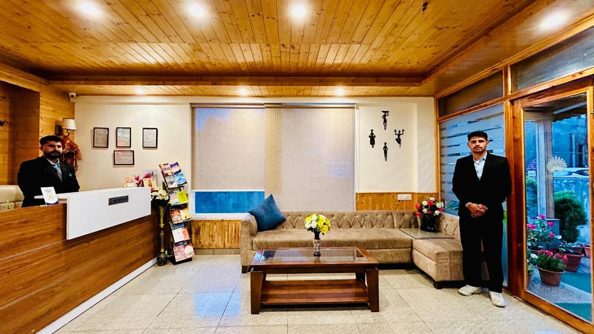 Simsa Heights Manali Manāli Exterior foto